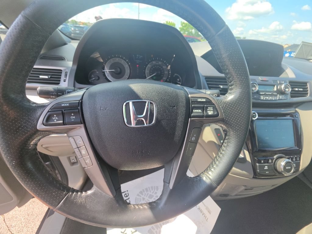 Used 2016 Honda Odyssey Touring image 16
