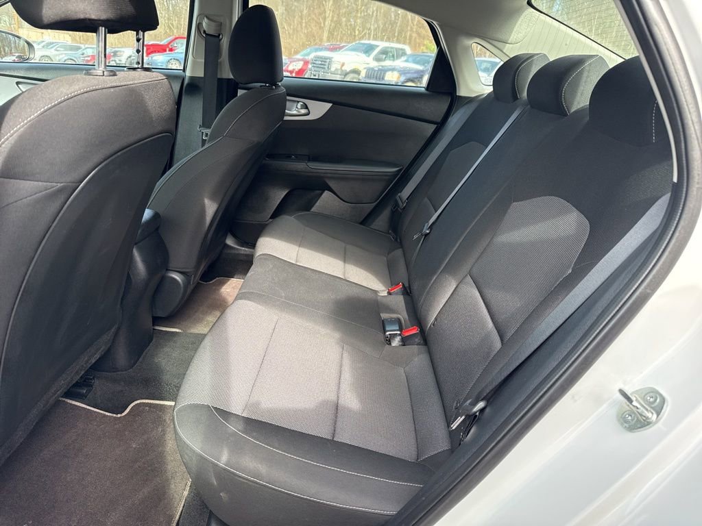 Used 2024 Kia Forte LXS image 31