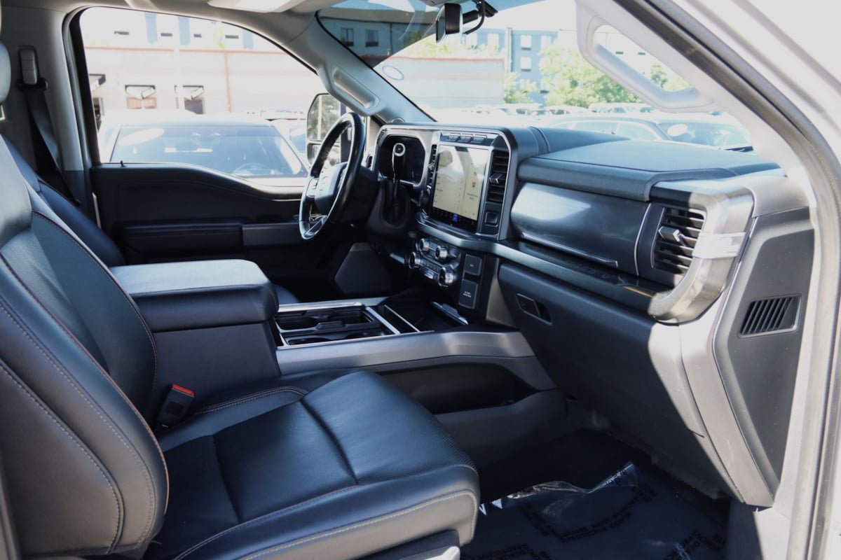 Used 2023 Ford F350 Lariat w/ Lariat Ultimate Package AWD/4WD image 51
