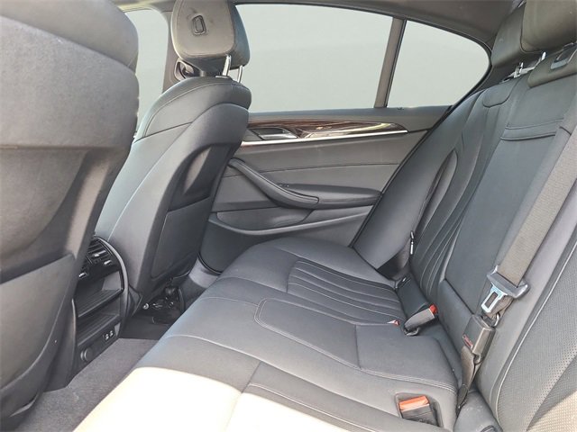 Used 2022 BMW 530i w/ Convenience Package image 14