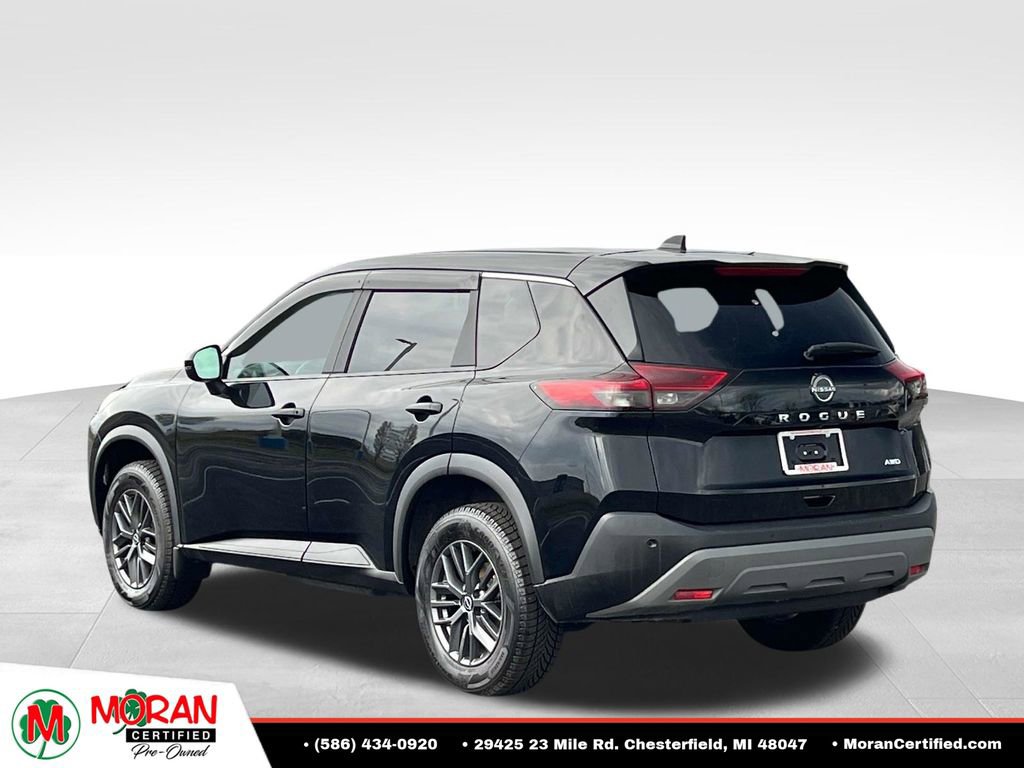 Used 2023 Nissan Rogue S AWD/4WD image 4