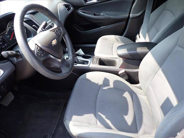 Used 2018 Chevrolet Cruze LT FWD image 14