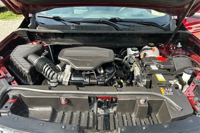 Used 2023 GMC Acadia Denali w/ Denali Ultimate Package AWD/4WD image 11