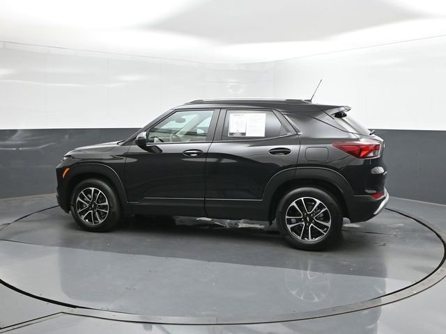 Used 2025 Chevrolet TrailBlazer LT FWD image 11