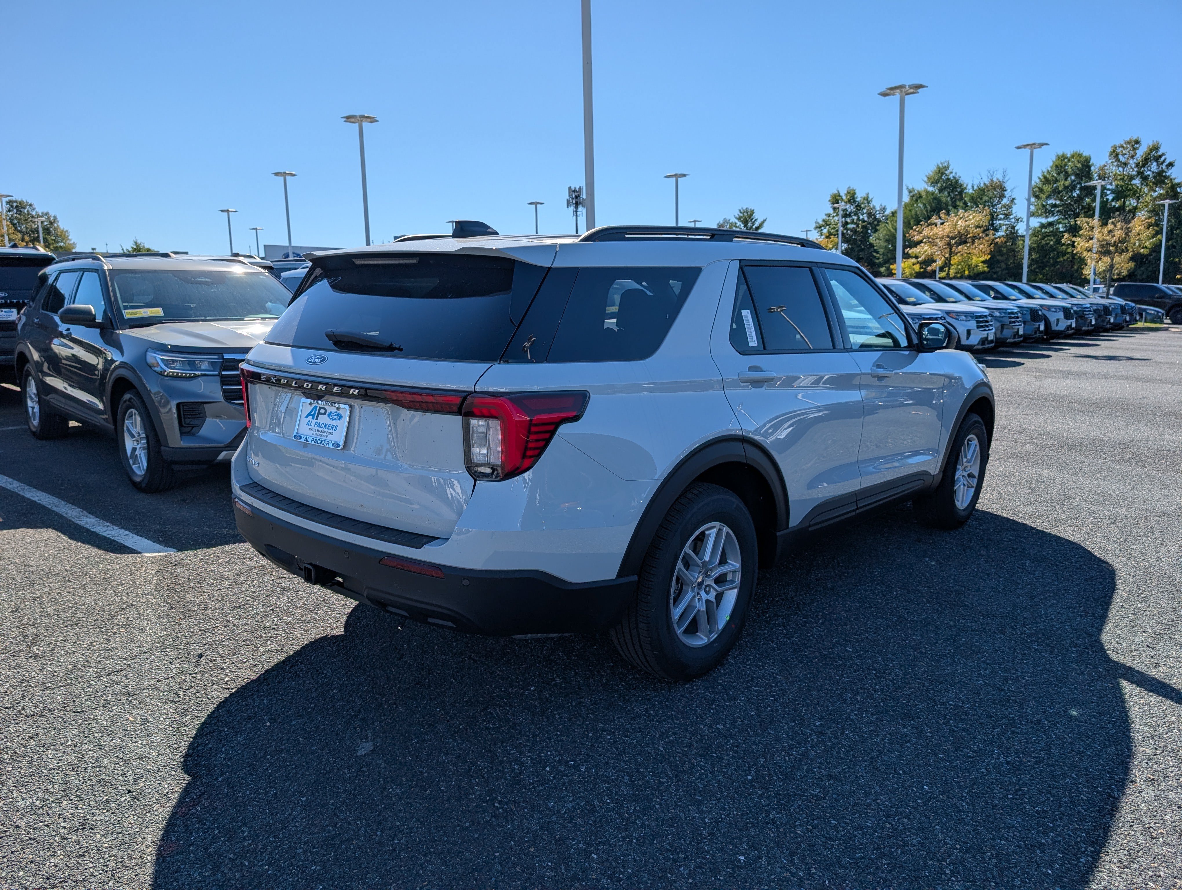 New 2027 Ford Explorer Active AWD/4WD image 2