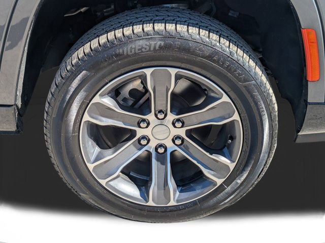 Used 2023 Jeep Grand Wagoneer 4WD w/ Convenience Group III image 11