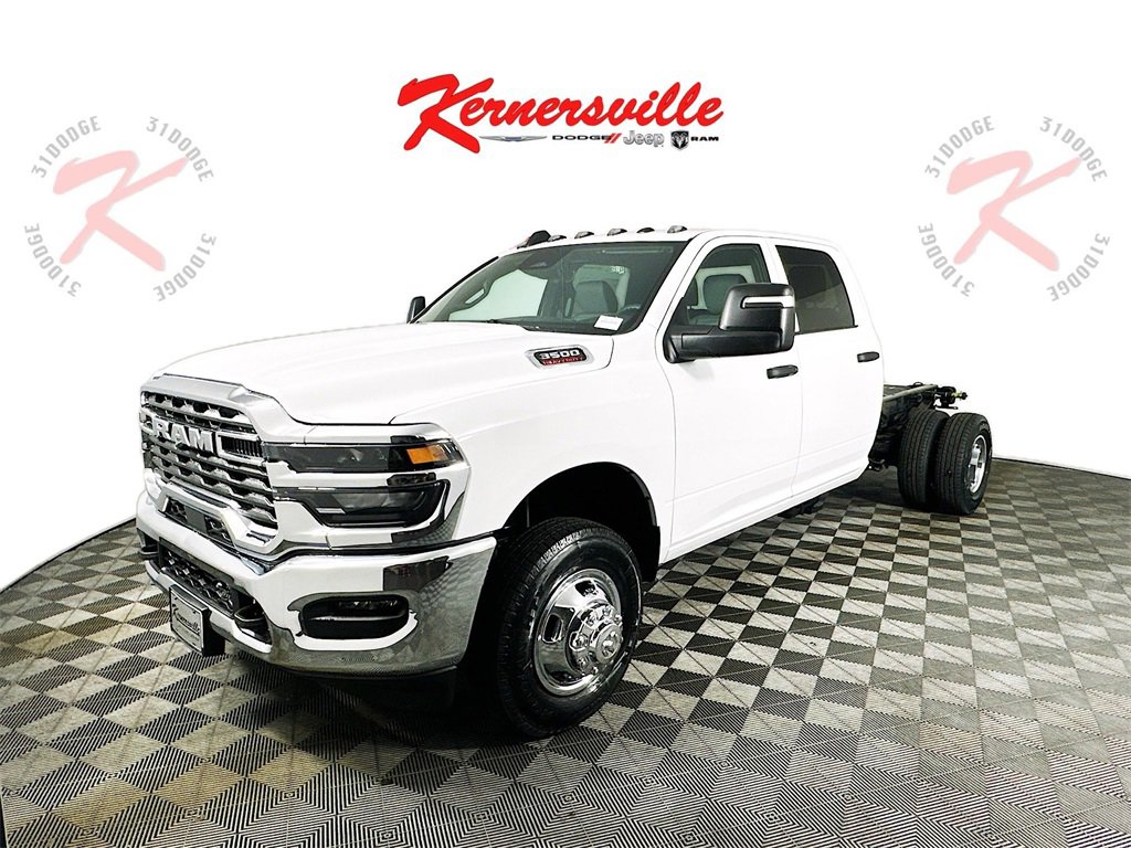 New 2026 RAM 3500 Tradesman image 3
