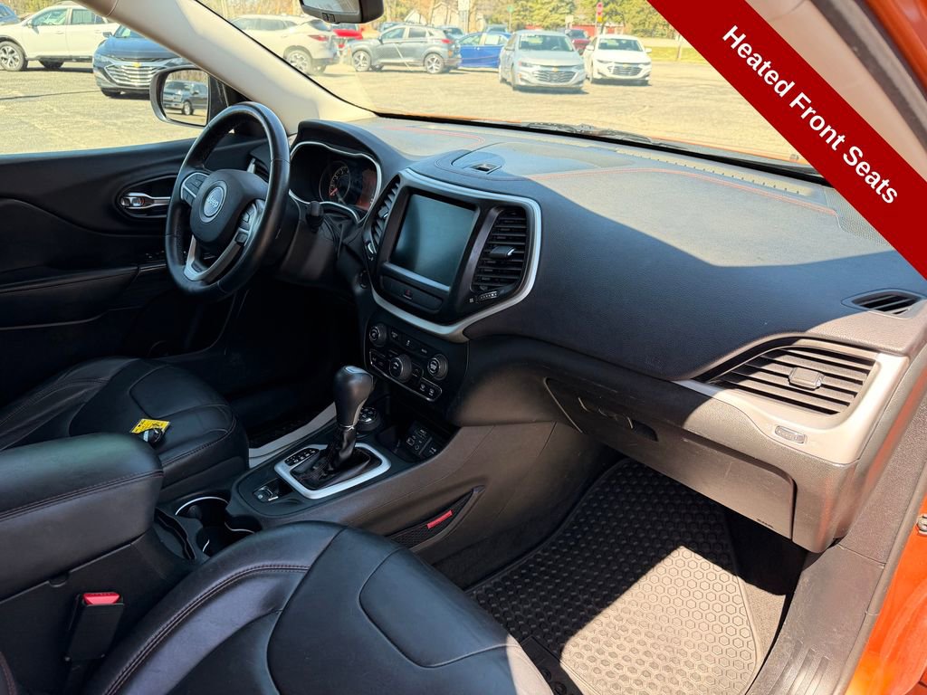 Used 2014 Jeep Cherokee Trailhawk w/ Leather Interior Group AWD/4WD image 31