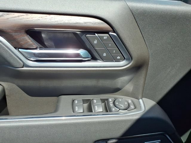 New 2026 GMC Sierra 2500 SLT w/ SLT Premium Package AWD/4WD image 35