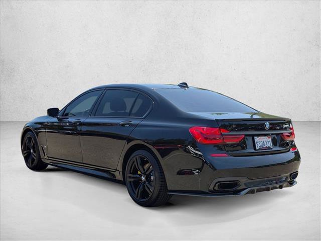 Used 2019 BMW 740i w/ M Sport Package RWD image 8