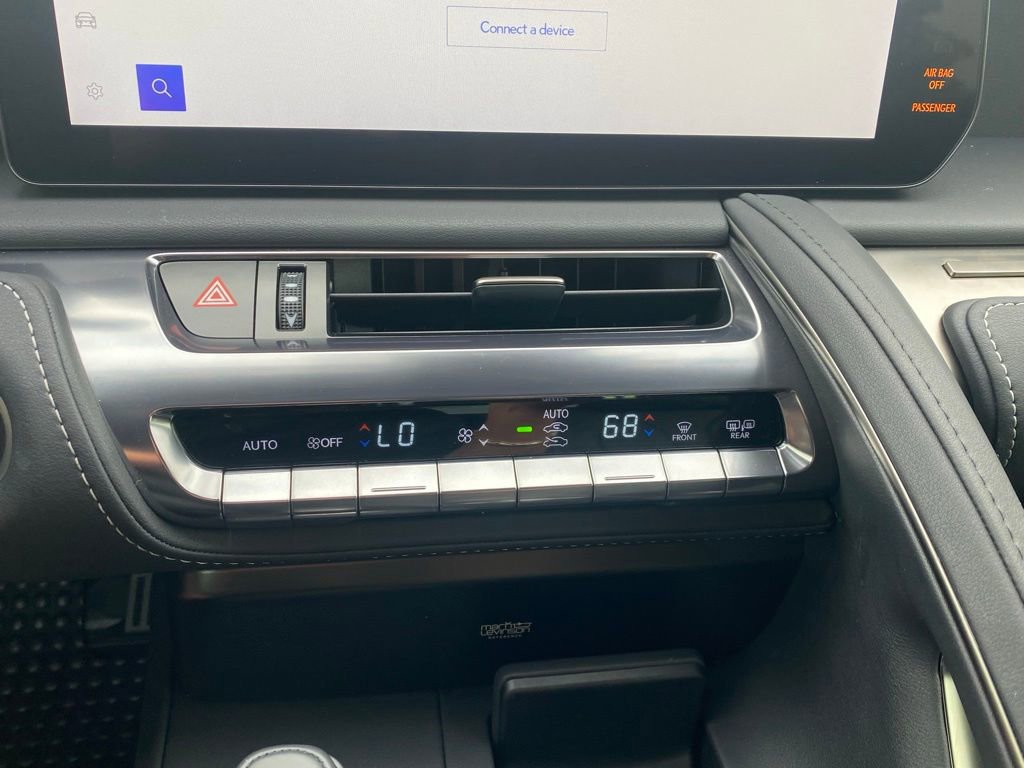 Used 2024 Lexus LC 500 Convertible w/ Touring Package RWD image 17