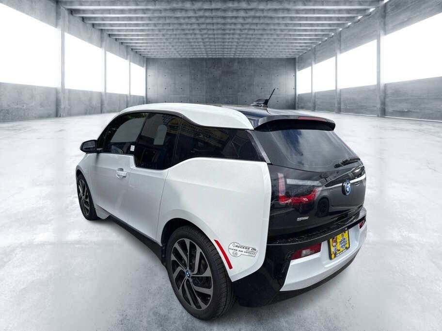 Used 2014 BMW i3 w/ Range Extender image 4