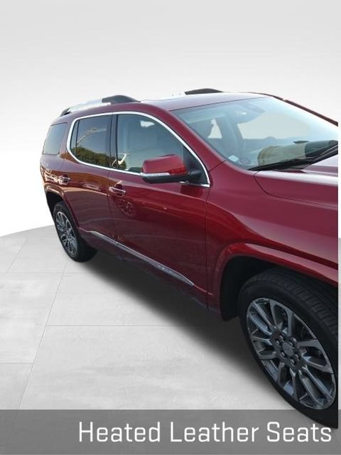 Used 2023 GMC Acadia Denali w/ Denali Ultimate Package AWD/4WD image 9