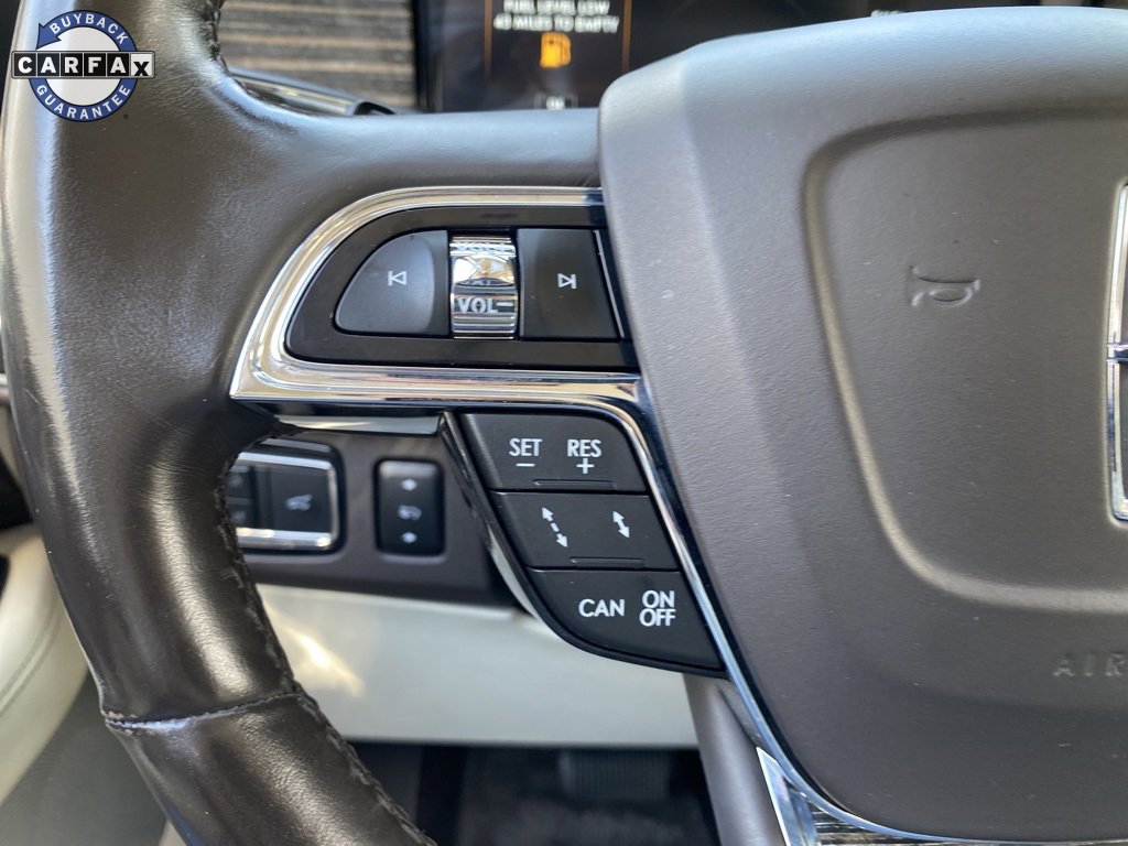 Used 2021 Lincoln Navigator Black Label w/ Cargo Convenience Package image 32