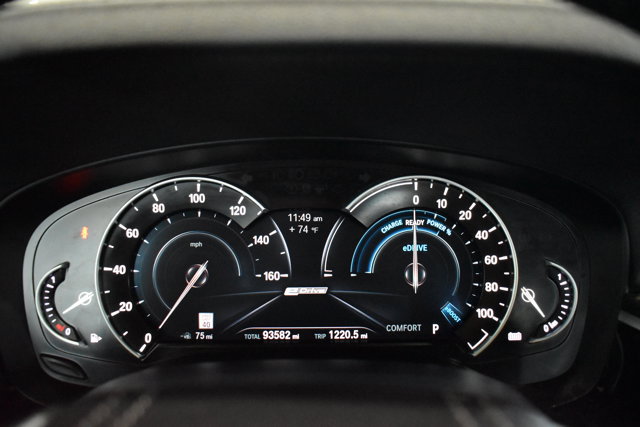 Used 2018 BMW 530e xDrive AWD/4WD image 18
