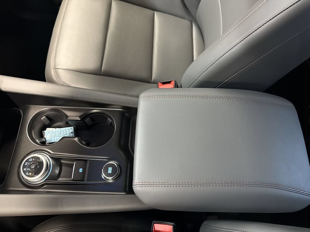 New 2026 Ford Explorer Active w/ Active Comfort Package AWD/4WD image 23