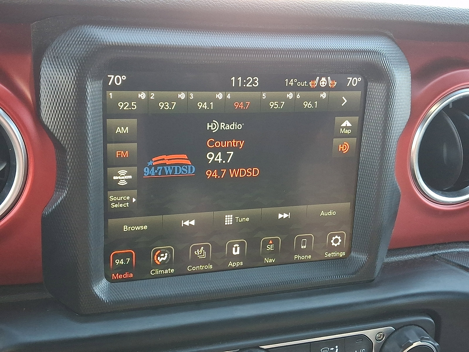 Used 2022 Jeep Wrangler Unlimited Rubicon w/ Steel Bumper Group image 24