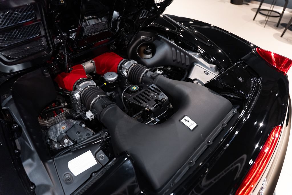 Certified 2014 Ferrari 458 Spider RWD image 19