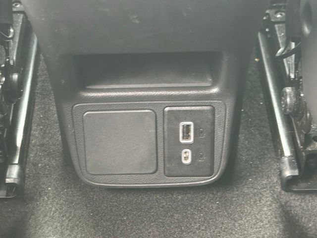 Used 2024 Buick Encore GX Sport Touring AWD/4WD image 32