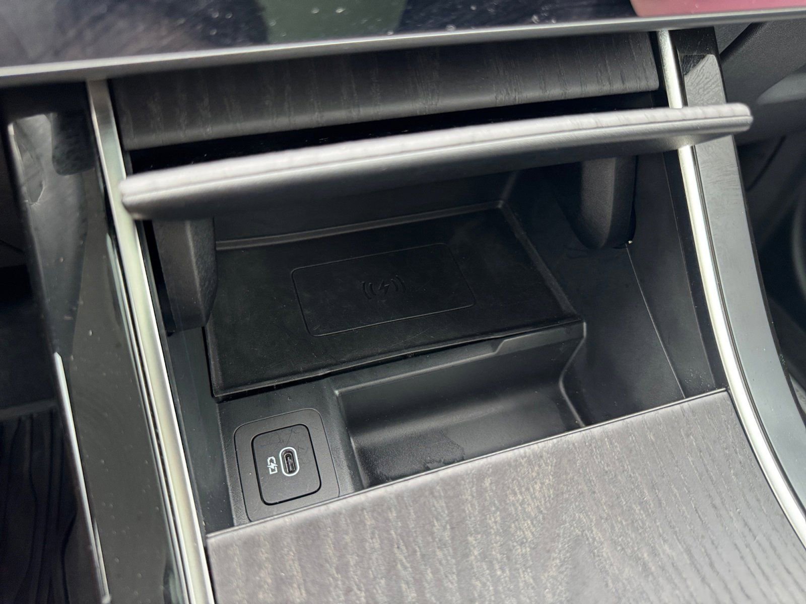 Used 2025 Land Rover Range Rover Velar S image 23