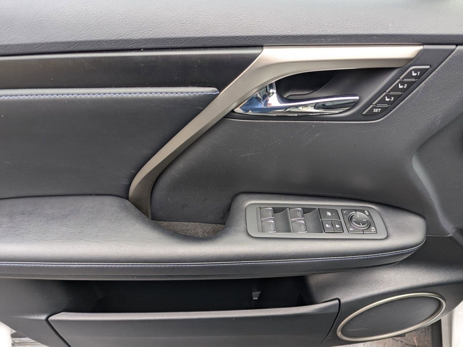 Certified 2022 Lexus RX 350L Premium image 13