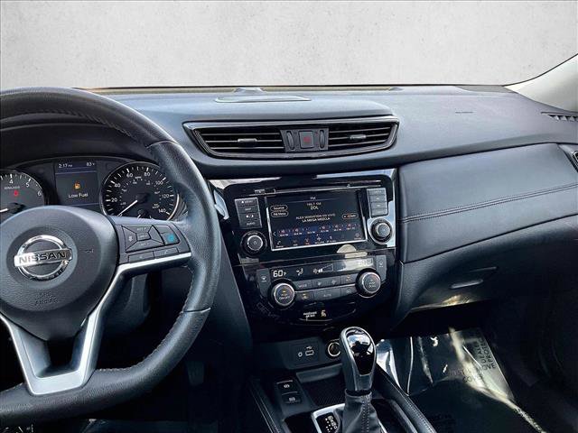 Used 2019 Nissan Rogue SL w/ Premium Package image 8
