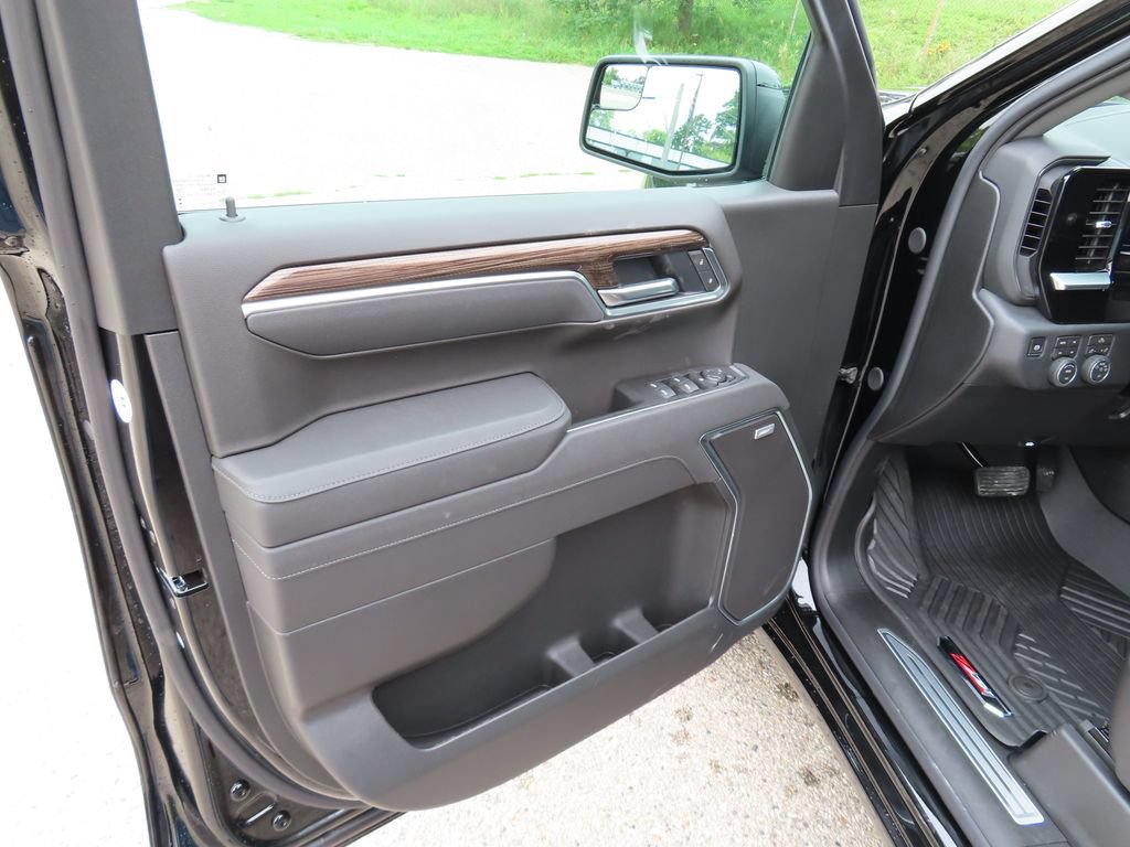 New 2026 Chevrolet Silverado 1500 RST AWD/4WD image 24