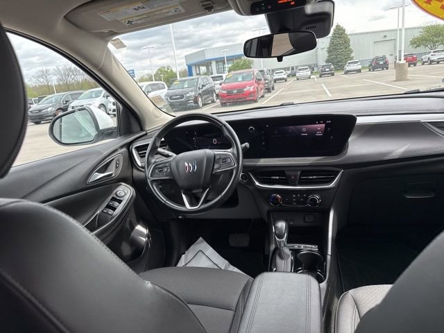Used 2024 Buick Encore GX Preferred FWD image 31