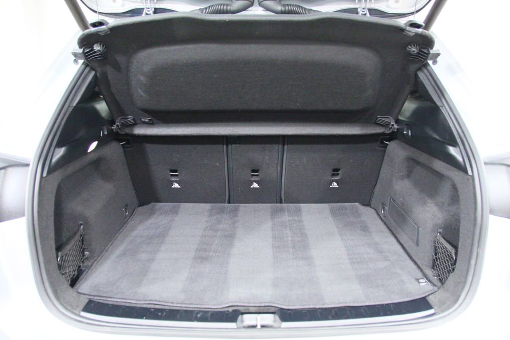 Used 2021 Mercedes-Benz GLA 250 4MATIC image 26