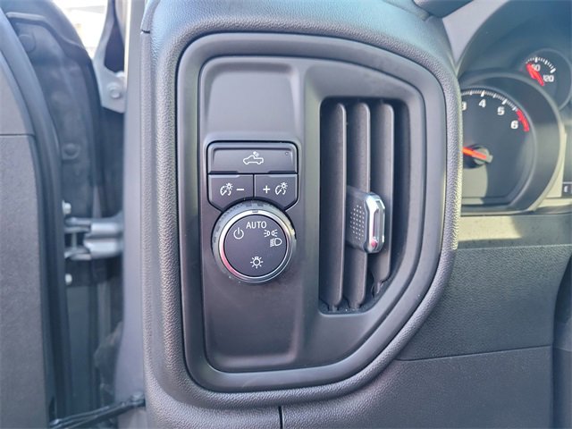 Used 2025 Chevrolet Silverado 1500 Custom w/ Turbomax Blackout Package image 17