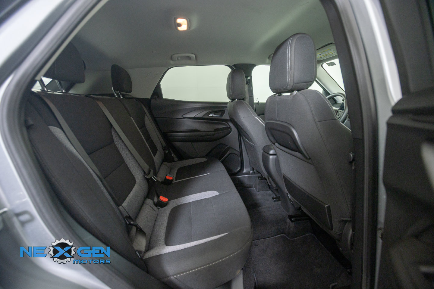 Used 2026 Chevrolet TrailBlazer LT AWD/4WD image 36