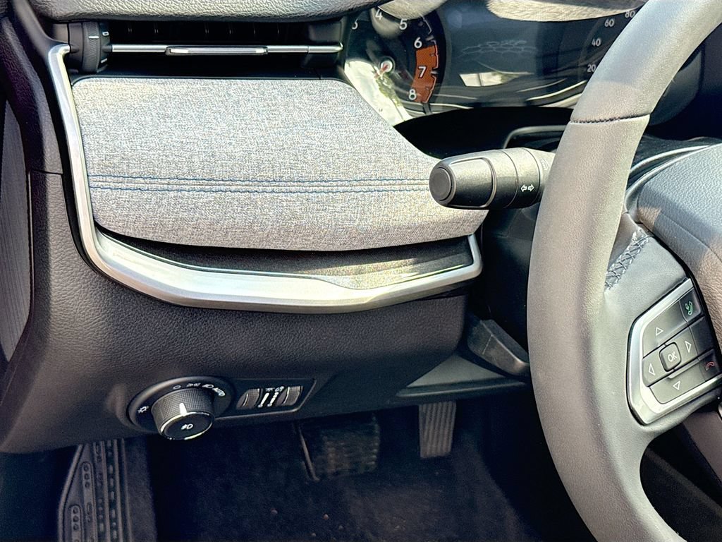 New 2023 Jeep Compass Latitude AWD/4WD image 10