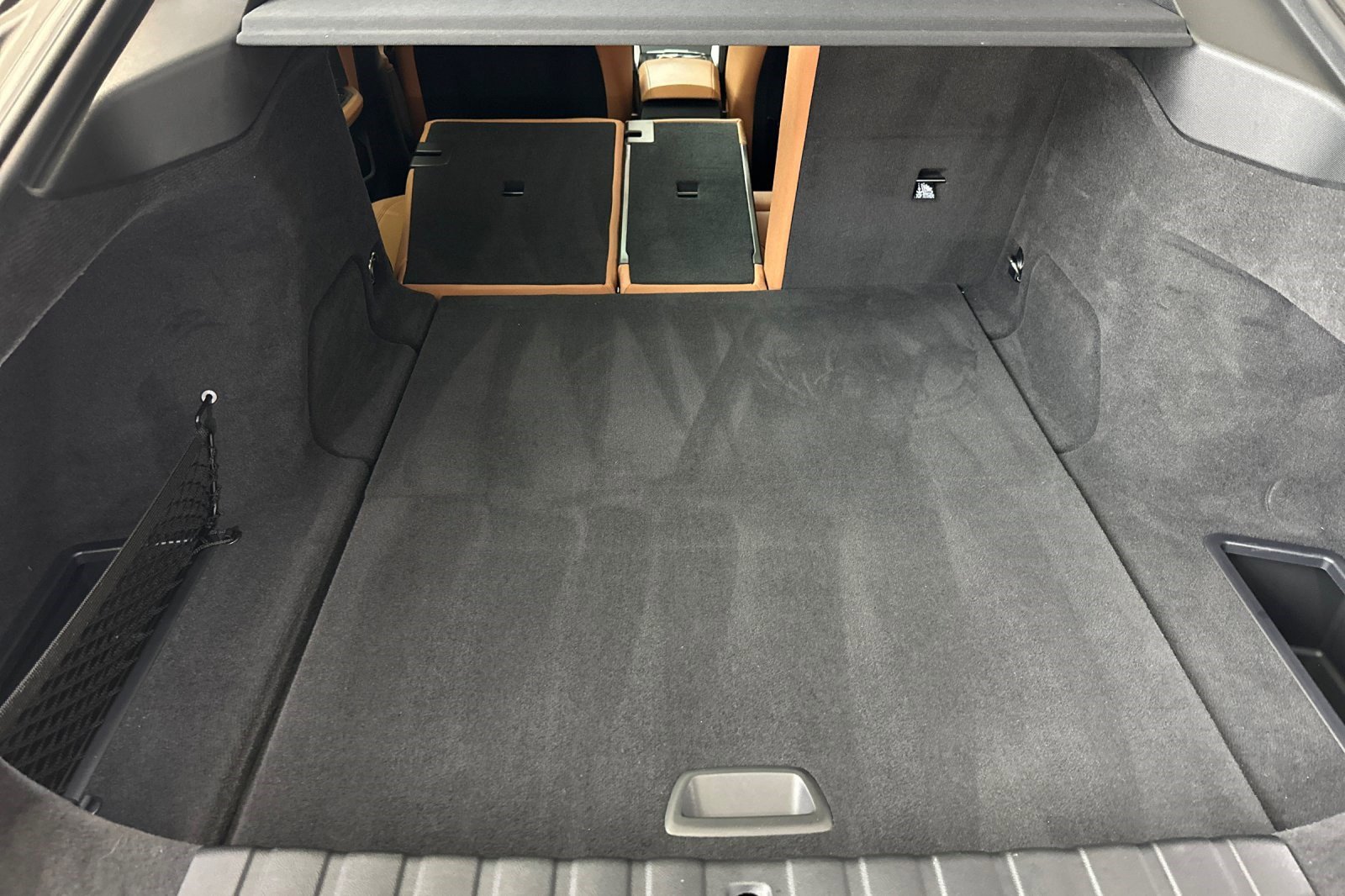 Certified 2024 BMW i4 eDrive35 w/ M Sport Package image 33