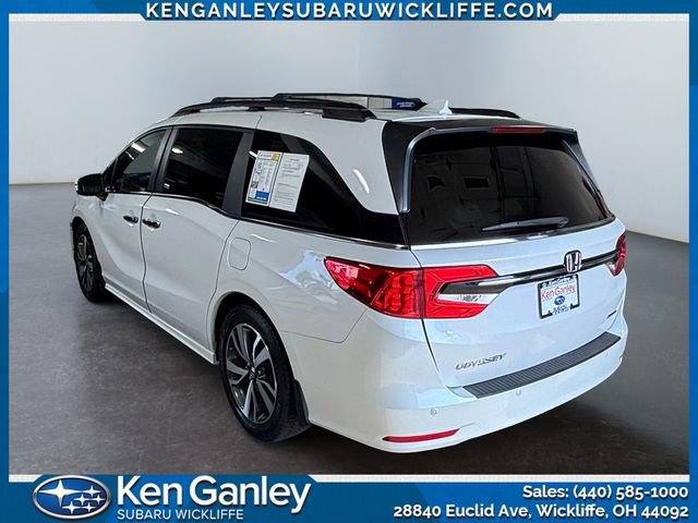 Used 2024 Honda Odyssey Touring image 3