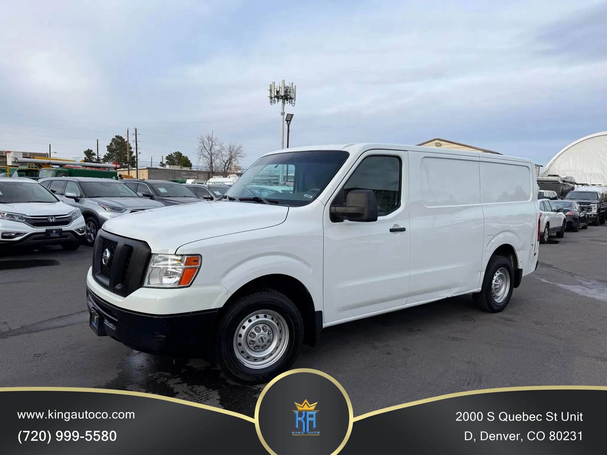Used 2021 Nissan NV 2500 S RWD image 1