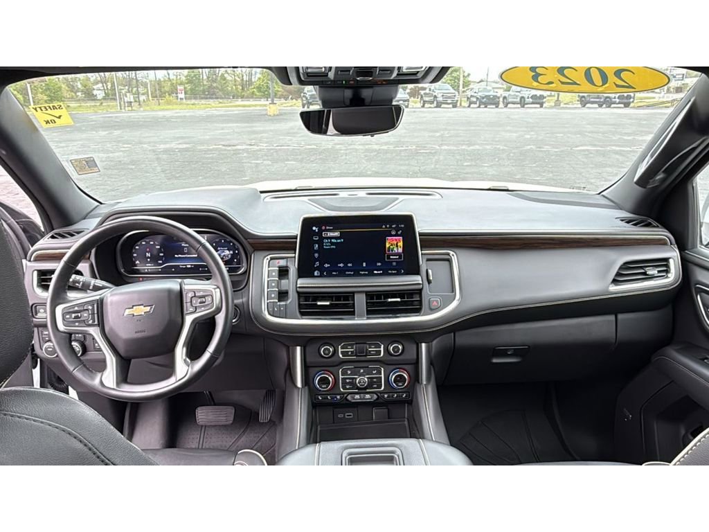 Used 2023 Chevrolet Tahoe Premier w/ Premium Package AWD/4WD image 32