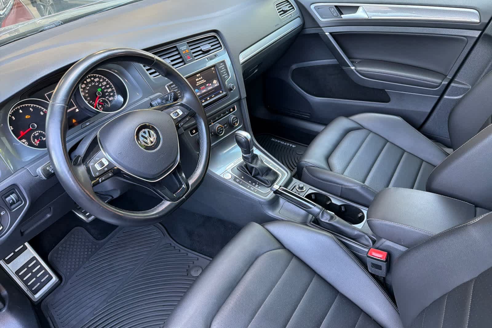 Used 2017 Volkswagen Golf Alltrack SEL AWD/4WD image 13