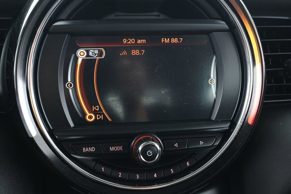 Used 2018 MINI Cooper S image 16