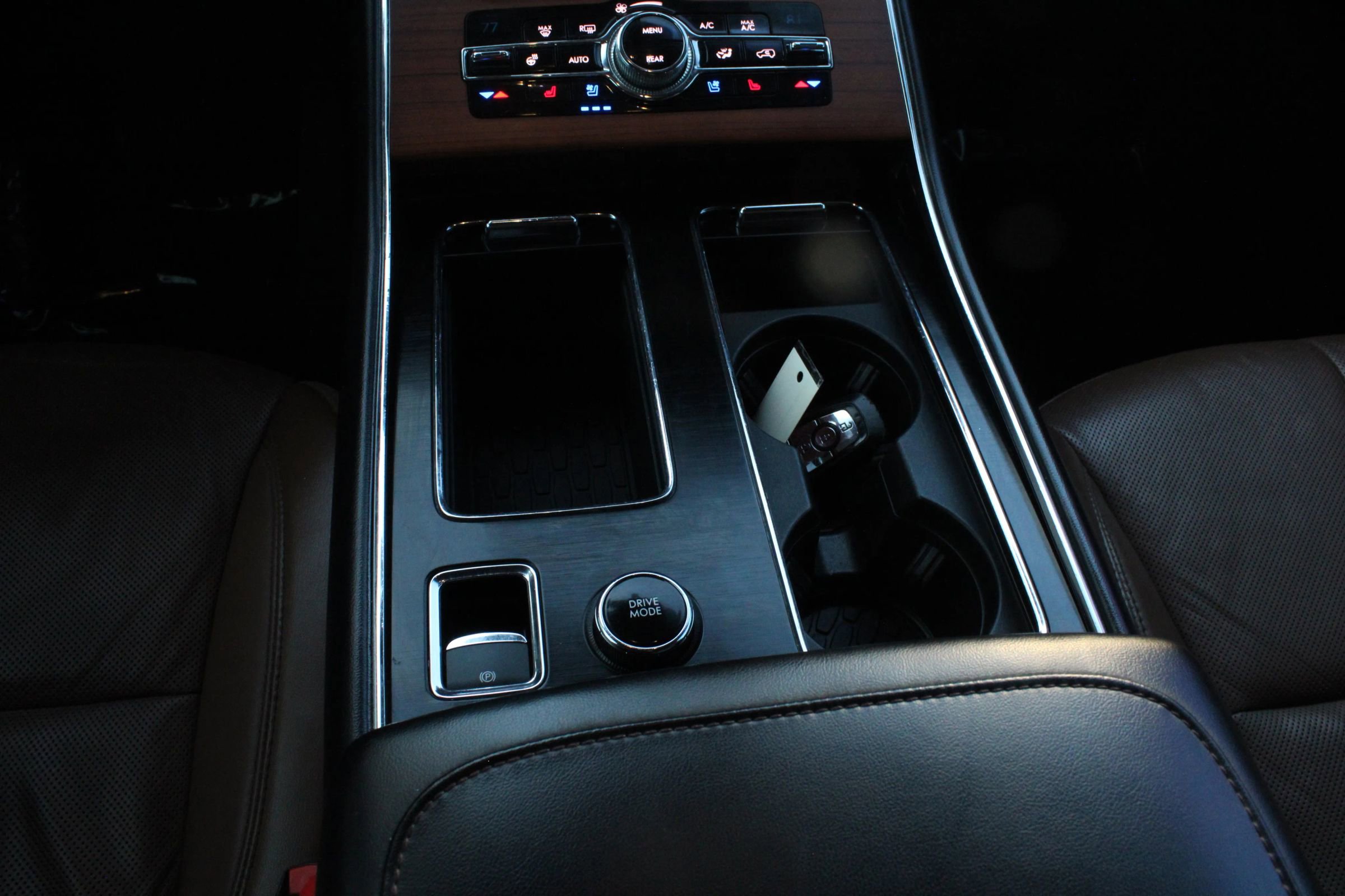 Used 2020 Lincoln Aviator Reserve w/ Equipment Group 201A image 32