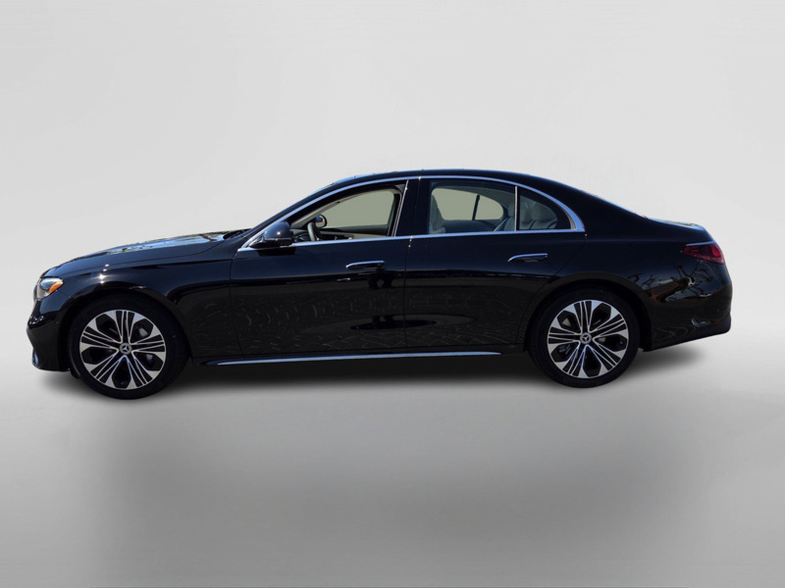 New 2026 Mercedes-Benz E 350 Sedan video 2