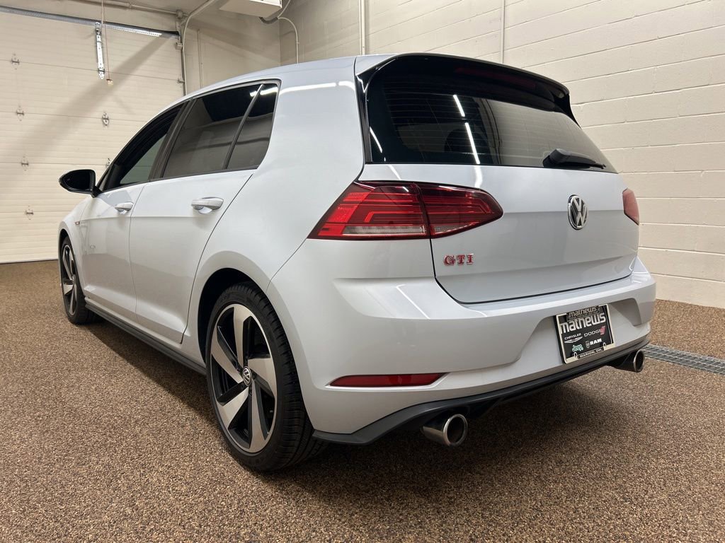 Used 2020 Volkswagen GTI SE FWD image 4