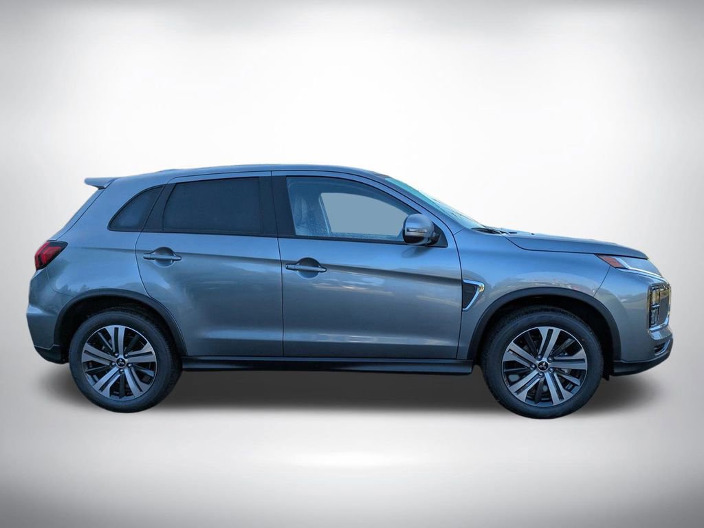New 2025 Mitsubishi Outlander Sport SE image 3