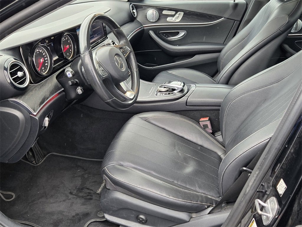 Used 2018 Mercedes-Benz E 300 image 10