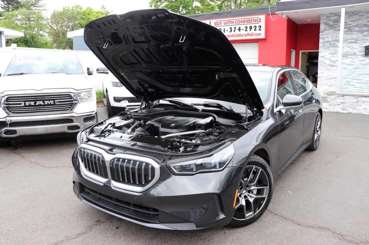 Used 2026 BMW 530i xDrive AWD/4WD image 61