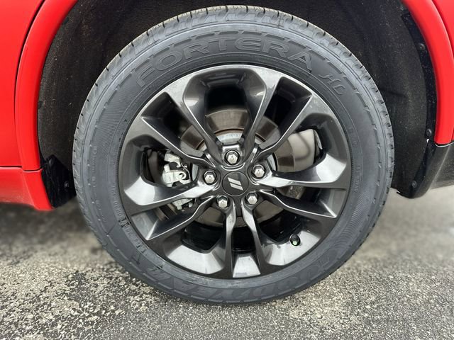 Used 2024 Dodge Durango SXT w/ SXT Blacktop Group image 10