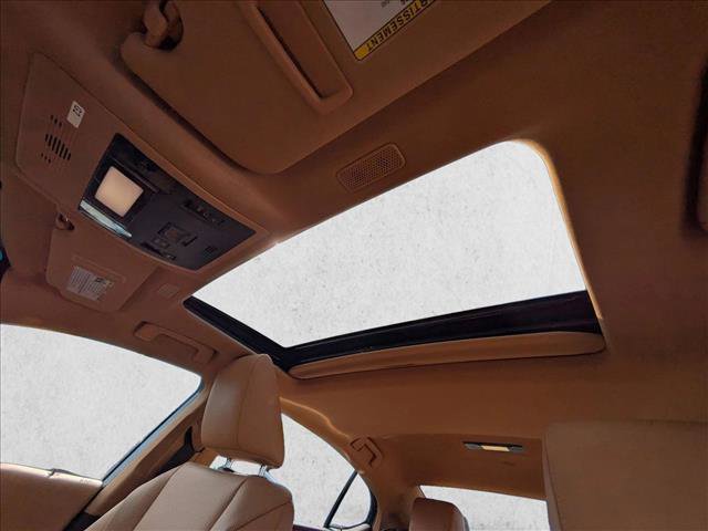 Used 2024 Lexus ES 300h w/ Premium Package image 13