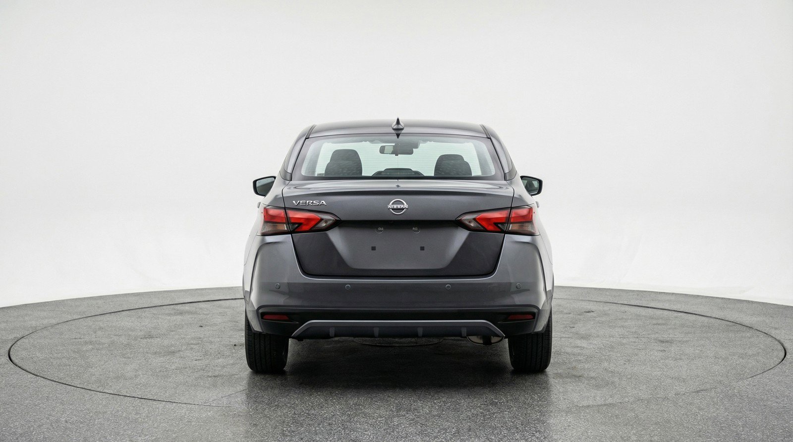Used 2025 Nissan Versa SV image 7