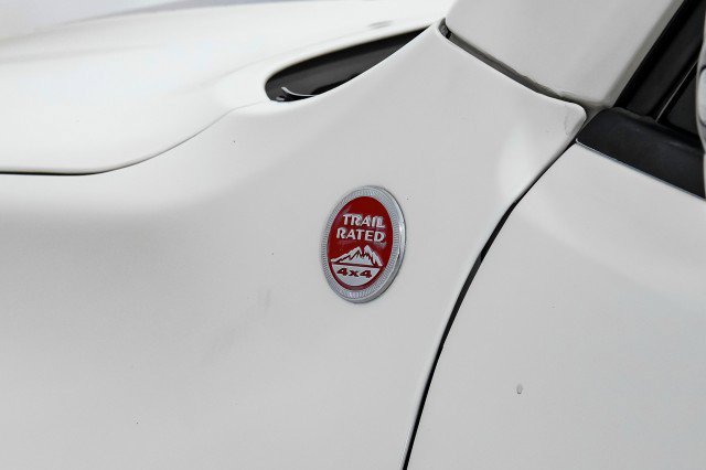 Used 2023 Jeep Renegade Trailhawk image 47