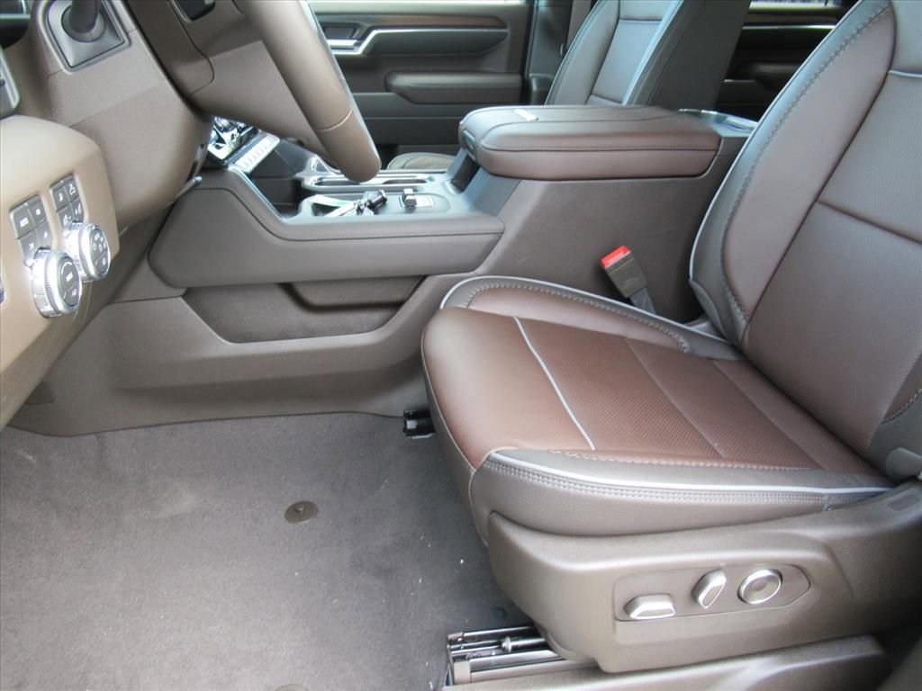 New 2026 GMC Sierra 2500 Denali w/ Denali Reserve Package image 16