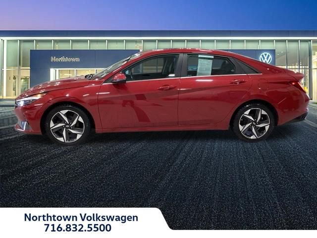 Used 2023 Hyundai Elantra Limited w/ Cargo Package image 2